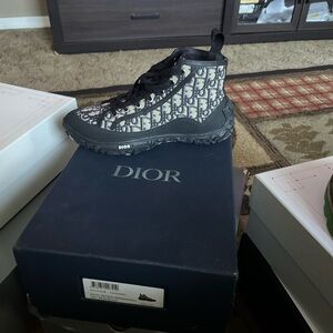 Dior B28 High